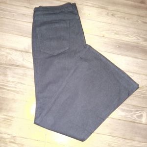 WOMEN'S JEANS